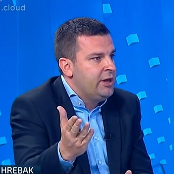 Hrebak glasao protiv roditelja njegovatelja. Novinar ga pitao je li ga sram