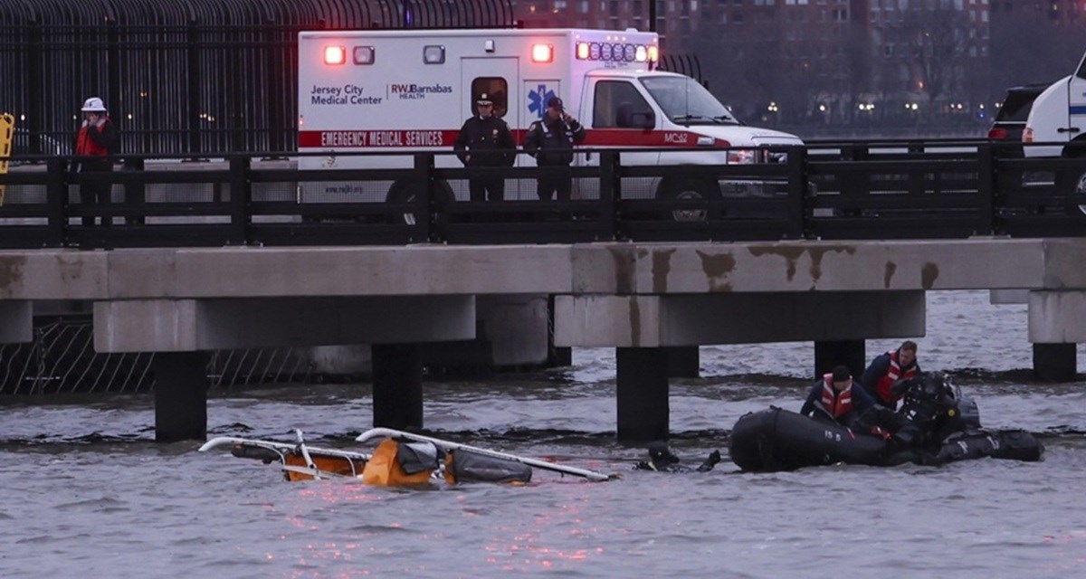 Novi detalji pada helikoptera u New Yorku. Traži se zabrana turističkih letova