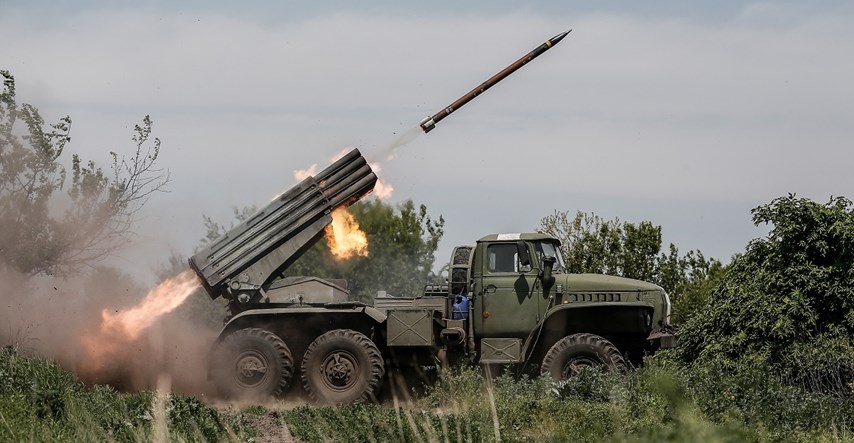 Rusi javljaju da su Ukrajinci pokrenuli masovni raketni napad