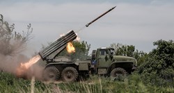 Rusi javljaju da su Ukrajinci pokrenuli masovni raketni napad