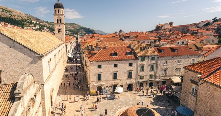 Turisti nabrajaju mjesta koja više nikad ne žele posjetiti, na listi grad u Hrvatskoj