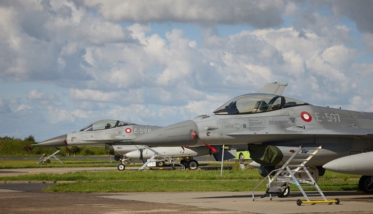 Počela obuka ukrajinskih pilota za upravljanje danskim avionima F-16