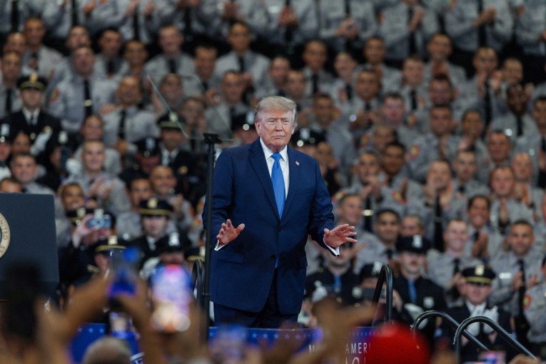 Trump: Proglasit ću Hormuški tjesnac teritorijem SAD-a