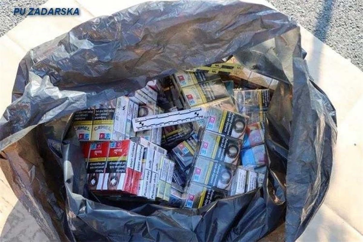 FOTO Uhićena dvojica muškaraca zbog teške krađe u Dalmaciji