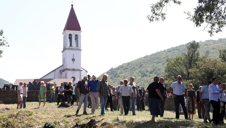 Održana komemoracija za ubijene srpske civile u Gruborima kod Knina
