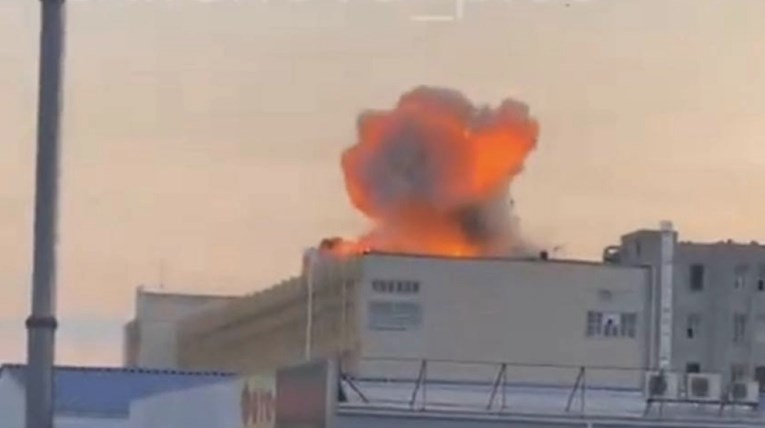 VIDEO Udar na srce ruske vojne industrije. Dronovi napali tvornice u Stavropolu