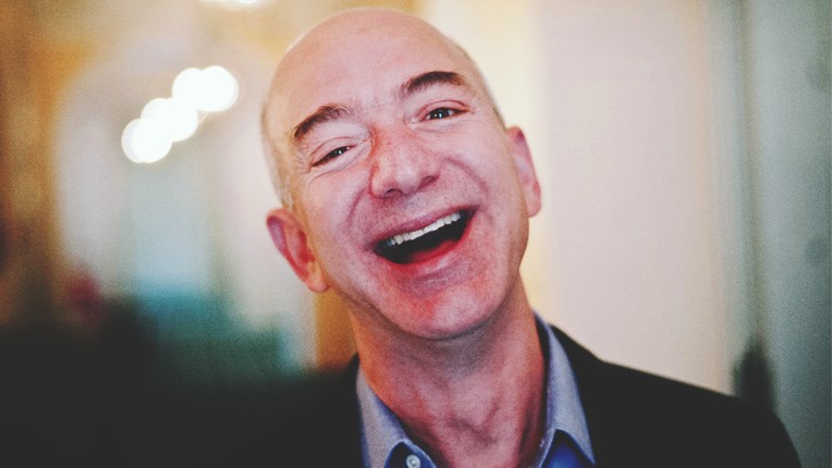 Jeff Bezos želi poslati ljude u svemir