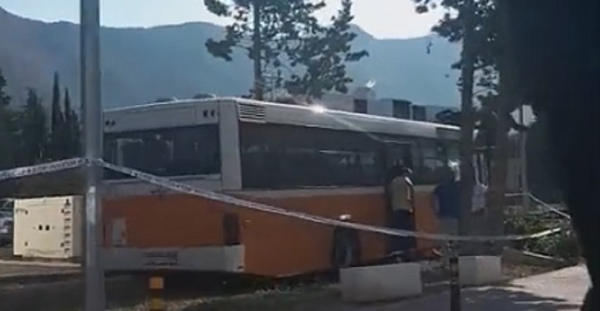 Policija otkrila tko je ukrao autobus kod Dubrovnika i razbio ga