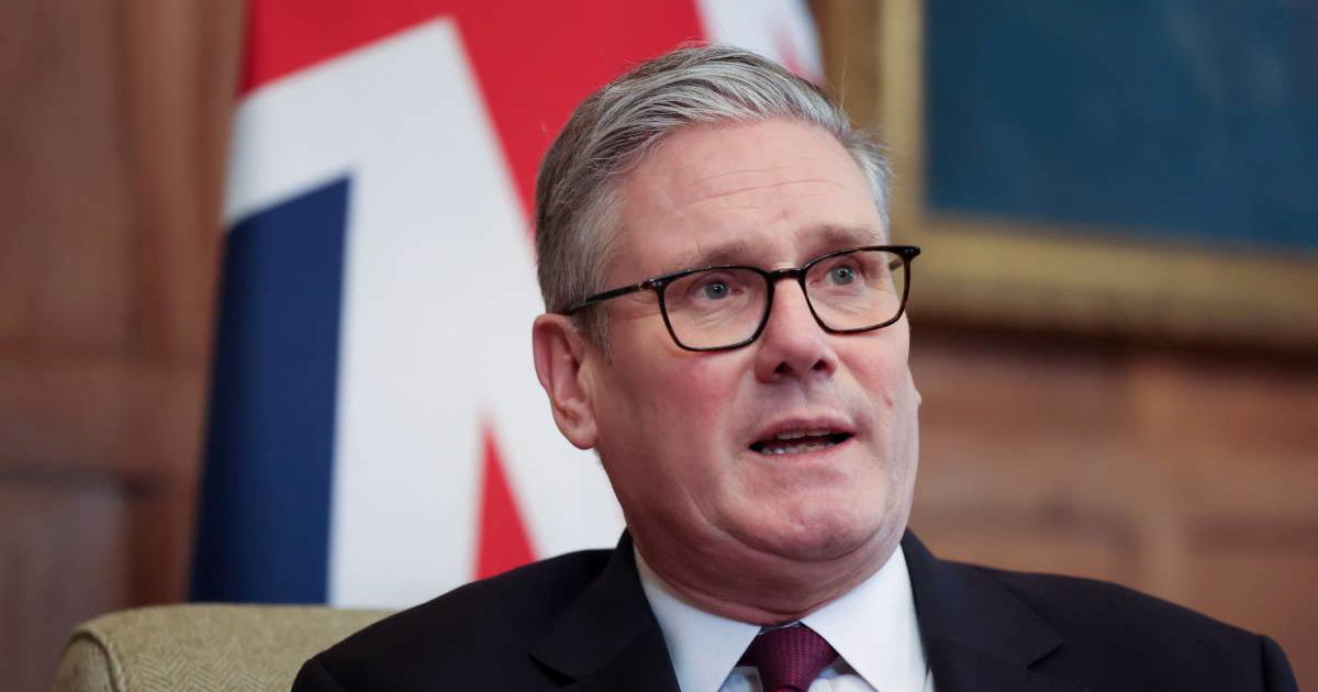 Britanski premijer ide u Kinu. "Neću birati između dvije strane"