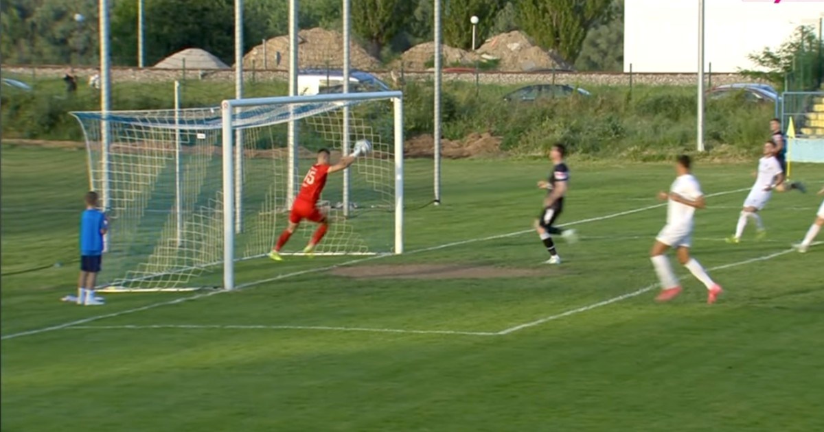 VIDEO Je li Opatija oštećena u borbi za SHNL? Trener: Lopta je bila metar u golu