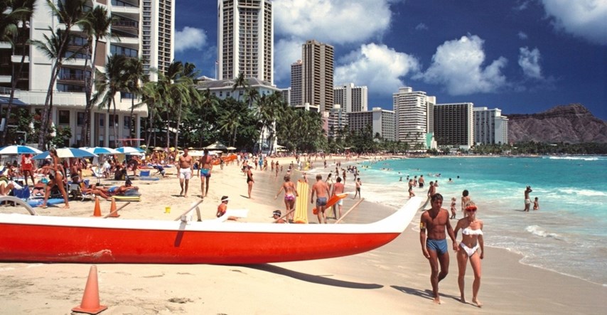Američki federalni sud: Havaji ne mogu zabraniti nošenje oružja na plažama