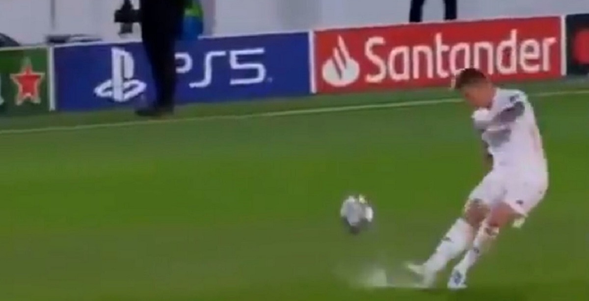 Usporena snimka Kroosovog poteza karijere protiv Liverpoola je čudesna