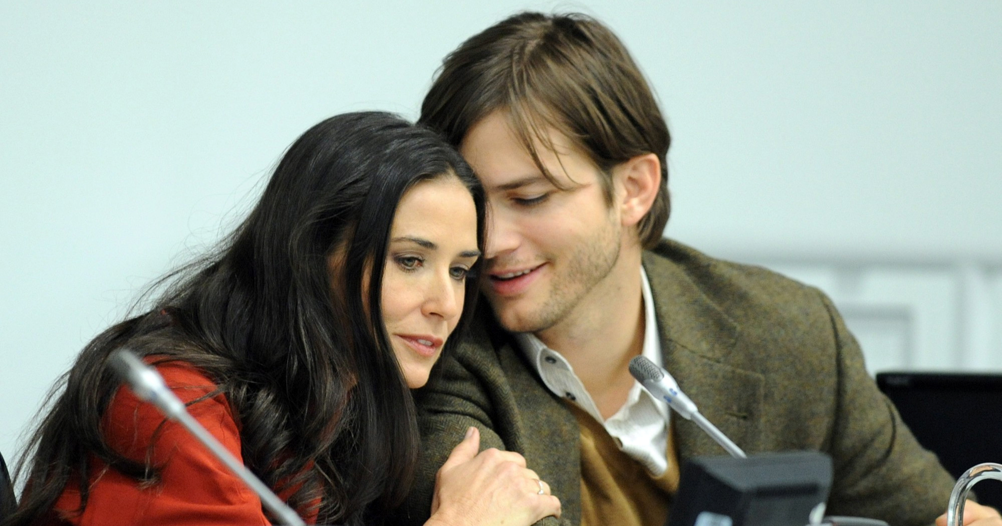 Ashton Kutcher pohvalio bivšu suprugu: "Ponosan sam na nju"