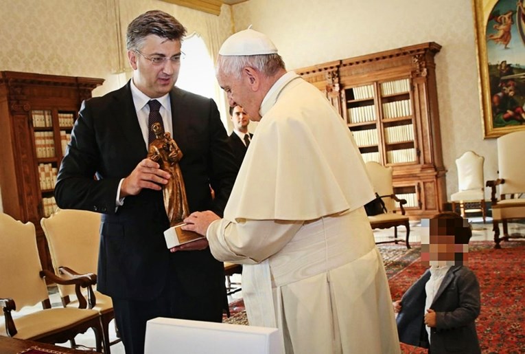 Plenković ide na sprovod pape Franje