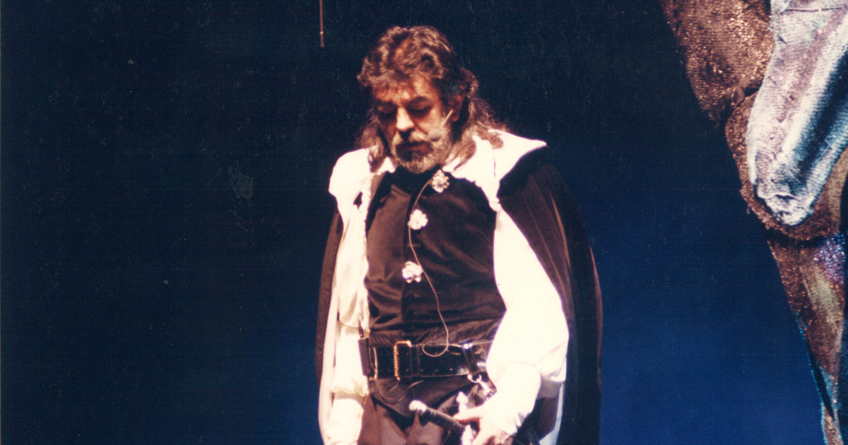 Preminuo je pjevač i glumac Branko Blaće