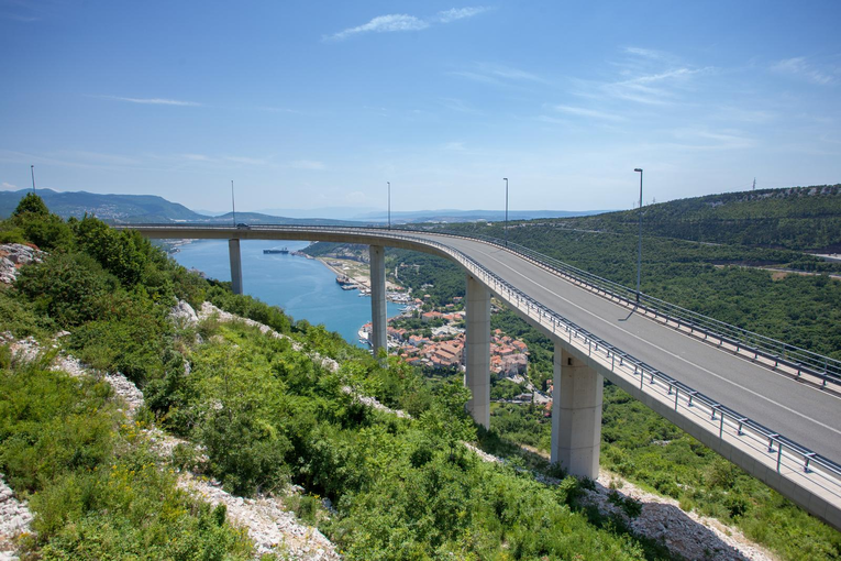 Grad Bakar uveo besplatan prijevoz za onkološke pacijente