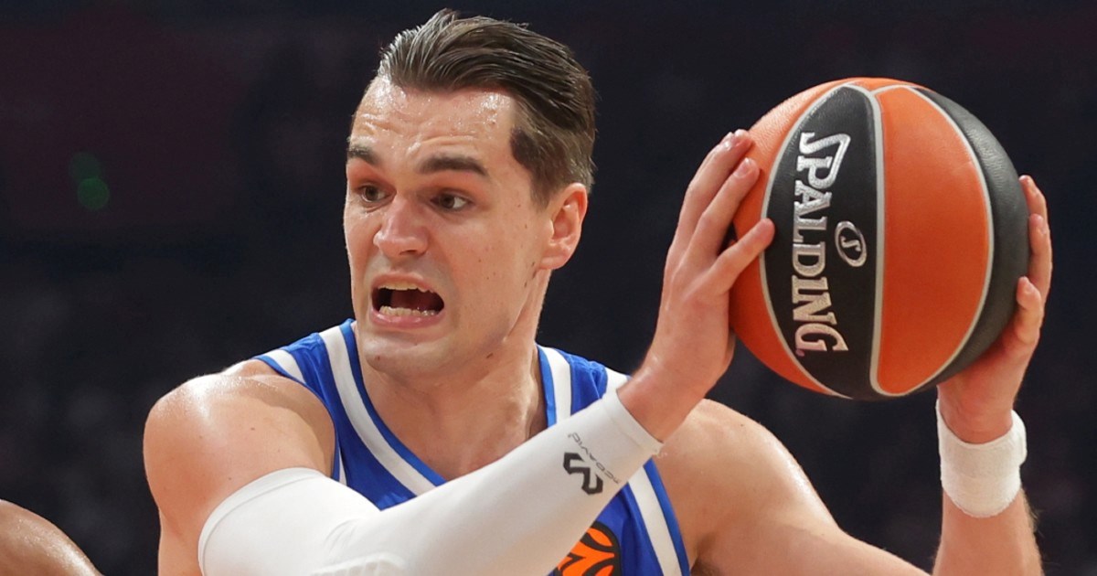 Kaos u Beogradu. Poslušajte žestoke uvrede Delija prema Hezonji