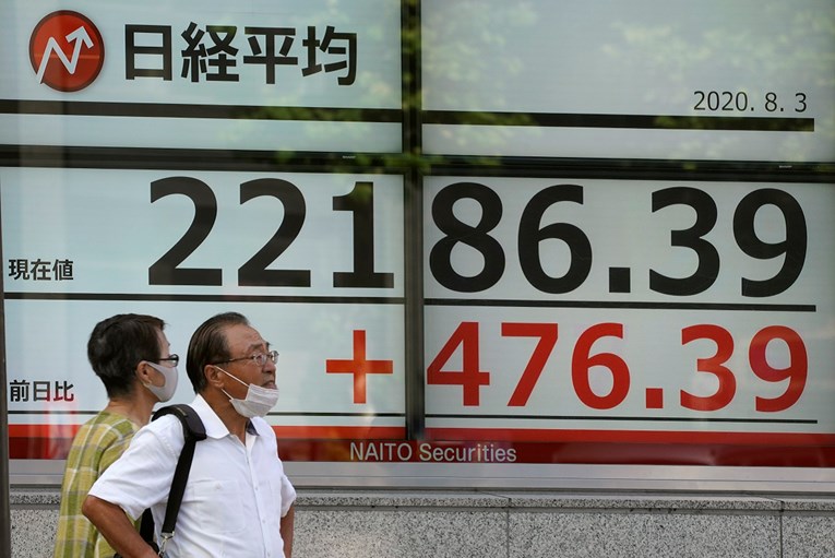 Jak pad cijena dionica na azijskim burzama
