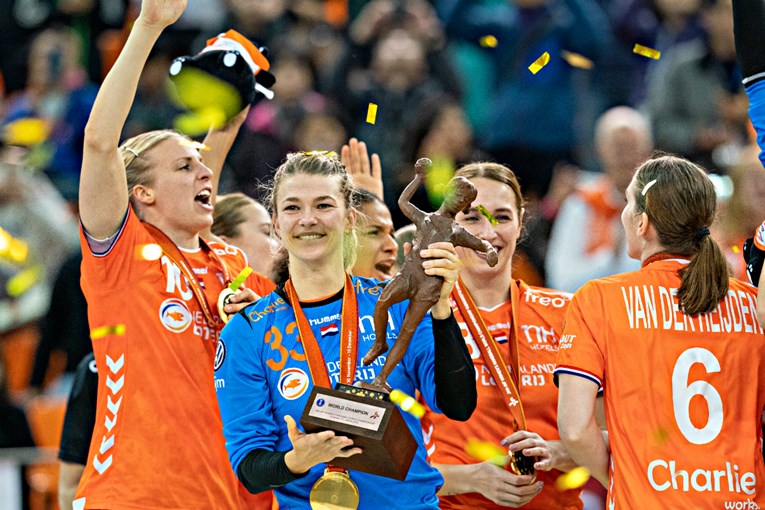 Nizozemke svladale Španjolke u kontroverznom finalu za prvo svjetsko zlato