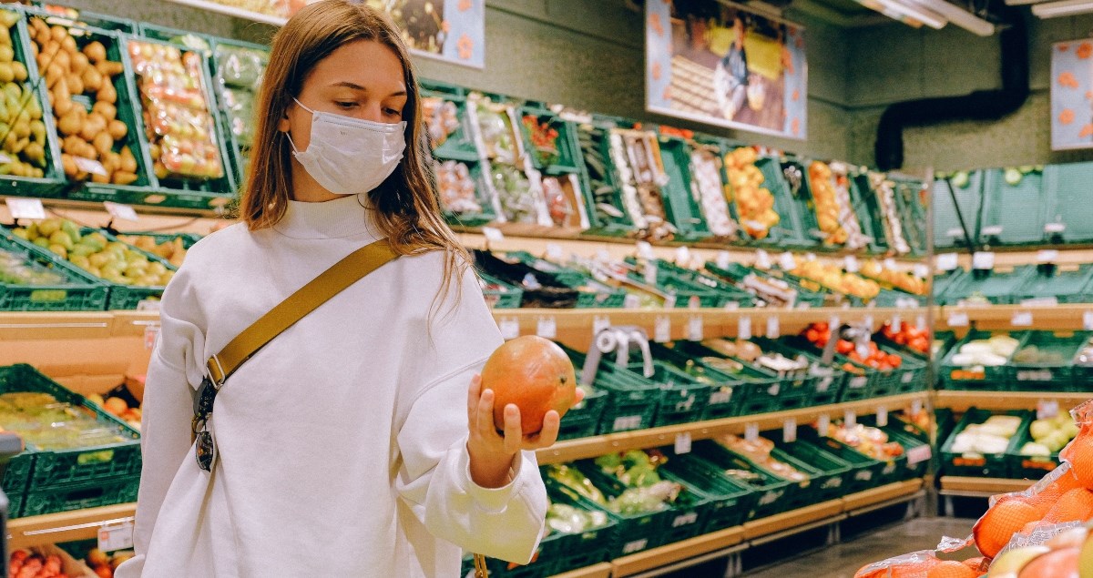 Stručnjakinja otkrila zašto ne biste trebali nositi rukavice tijekom kupnje