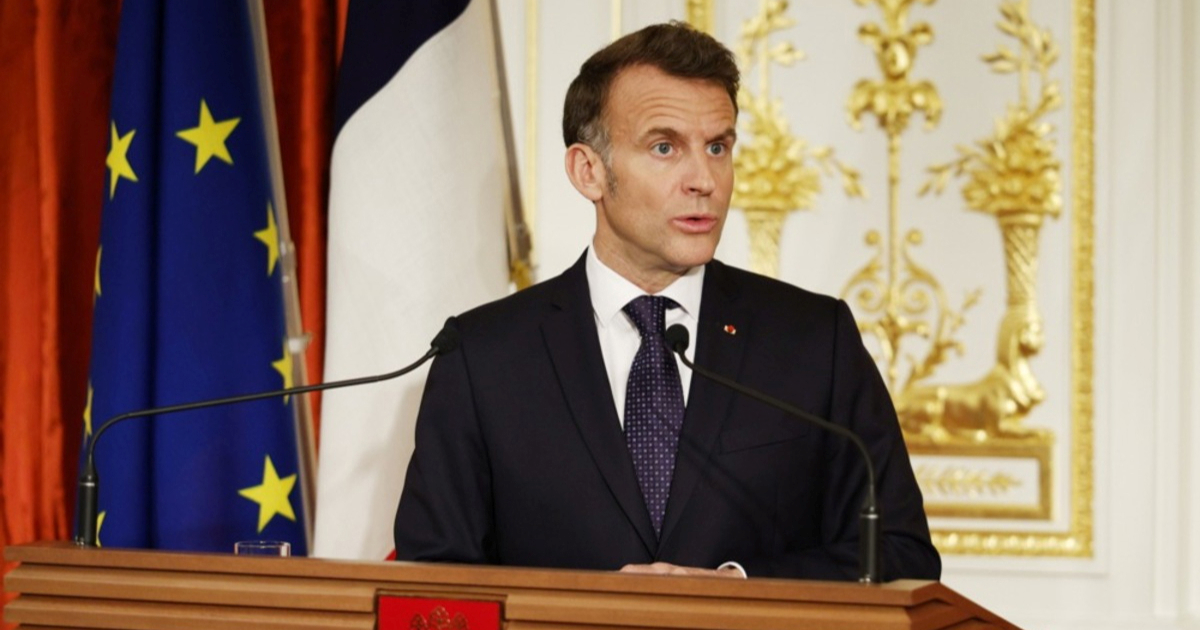 Macron: Nerealno je očekivati da će se Hormuški tjesnac otvoriti silom