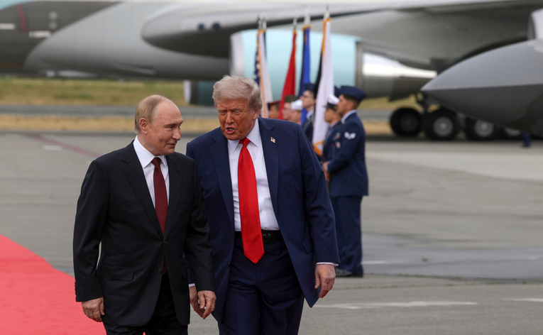 Putin sat i pol razgovarao s Trumpom. Predložio je primirje za Dan pobjede