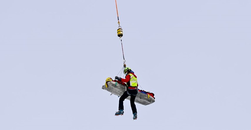 Težak pad švicarske skijašice na treningu spusta, helikopter ju odvezao u bolnicu