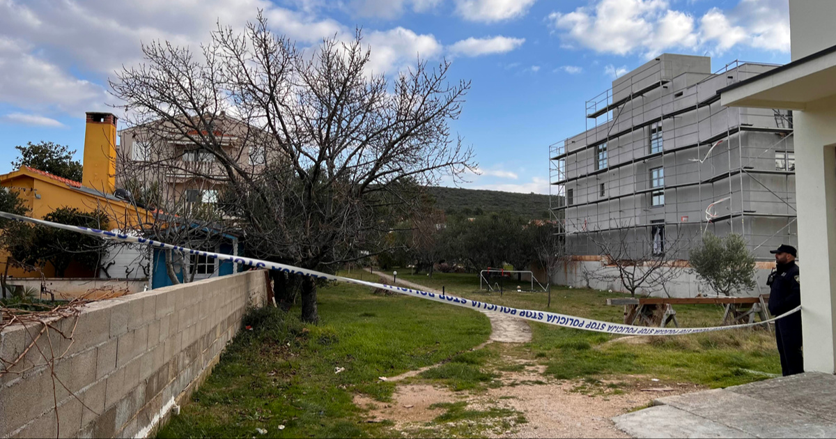 Dvije mrtve osobe pronađene u kući u Sukošanu