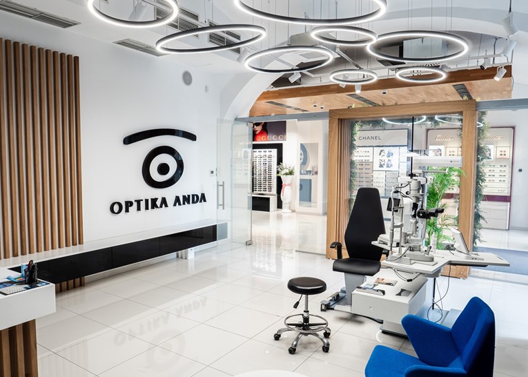 MidEuropa preuzima vodeći hrvatski lanac optika