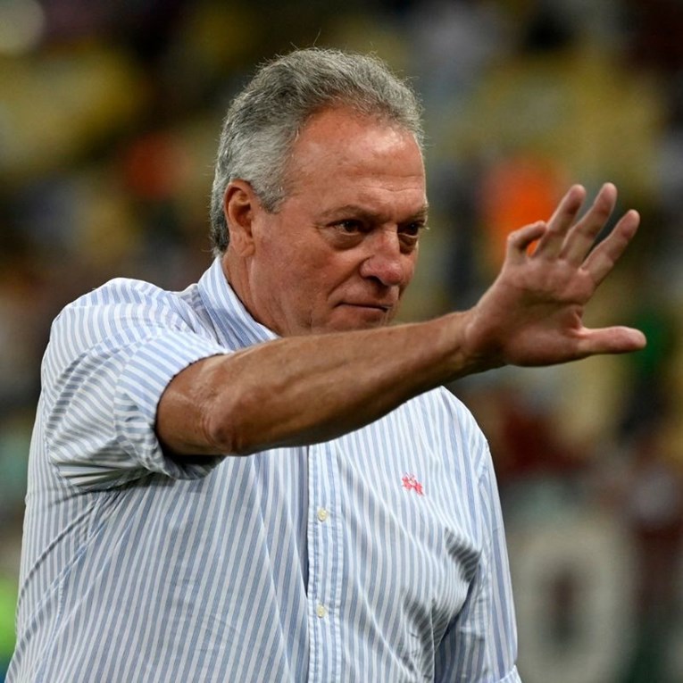 Trener brazilskog velikana: Izgledamo kao gay ekipa u ružičastim majicama