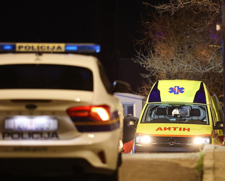 Grupa mladića napala dvojicu državljana Srbije na Pagu. U tijeku je istraga