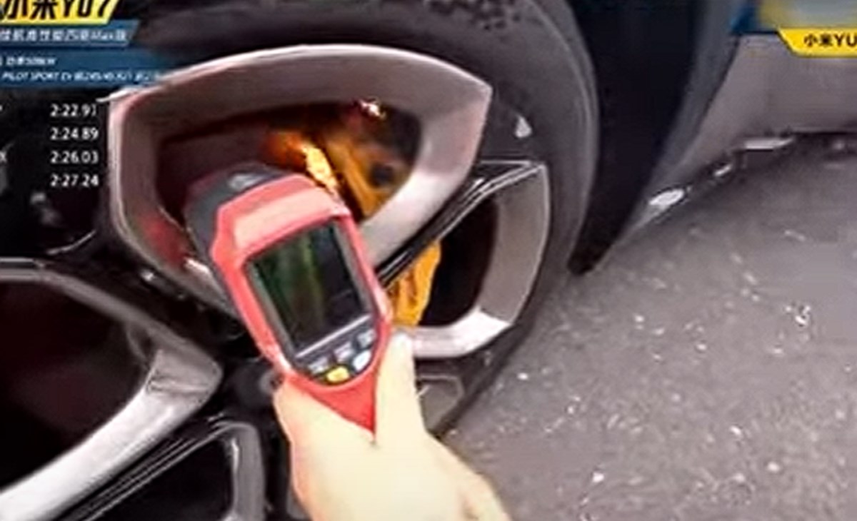 VIDEO Gore kočnice na novom Xiaomijevom SUV-u. Xiaomi: To je potpuno normalno