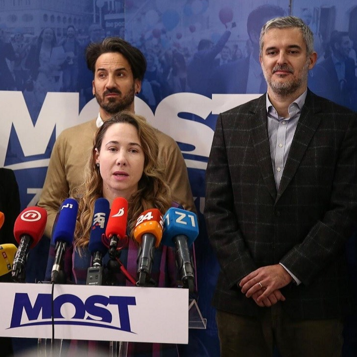 Most nakon što im je propao referendum: Ustavni sud je marioneta HDZ-a