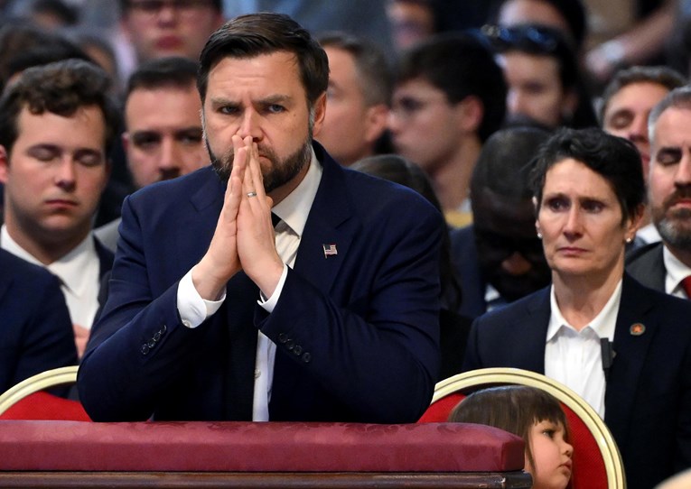 Trump napao papu, papa odgovorio. Vance: Vatikan bi se trebao držati moralnih pitanja