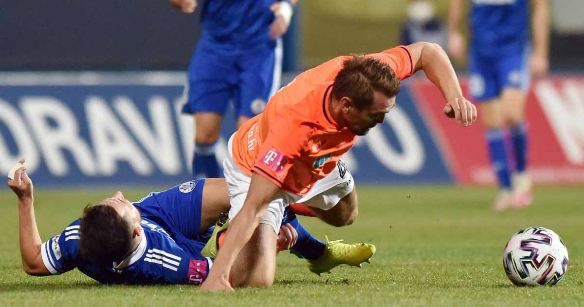 SLAVEN - ŠIBENIK 0:0 Gostima prvi bod u sezoni spasio golman u 94. minuti