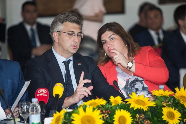 "Sjajna je. Nikad nisam vidio nekoga s takvim znanjem", govorio je Plenković o Žalac