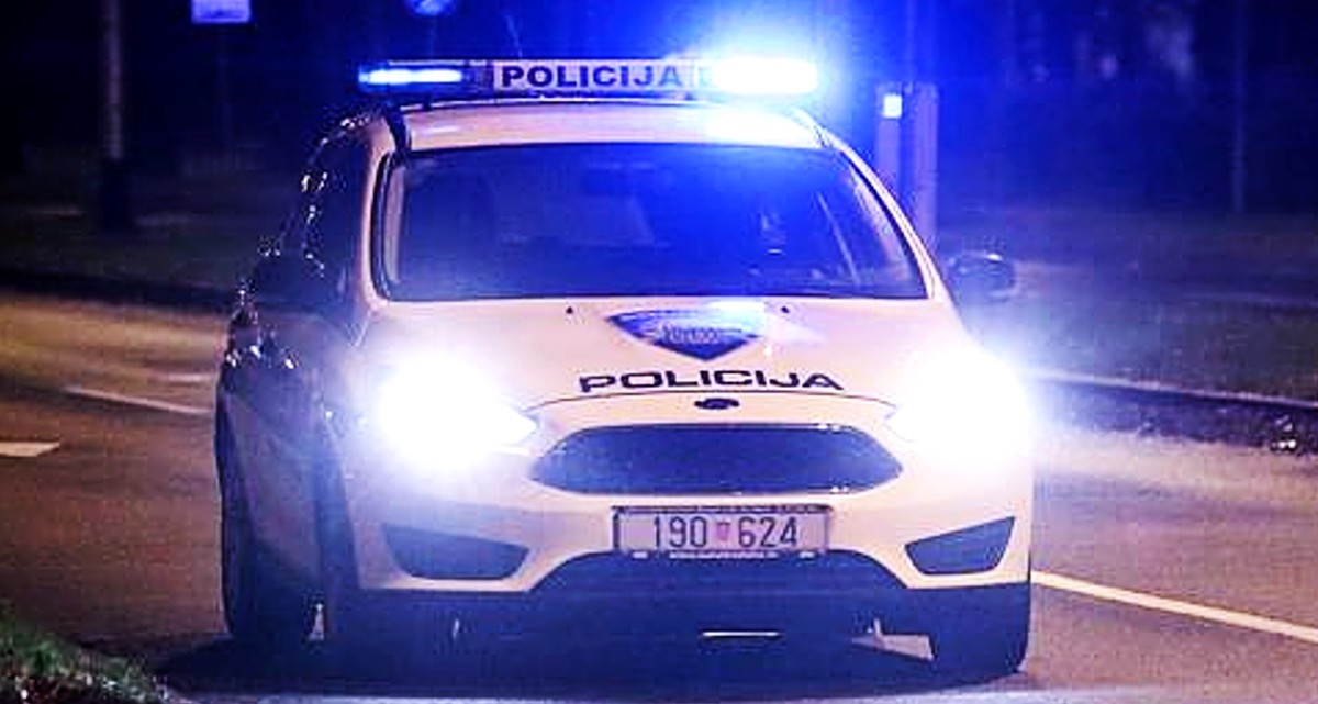 Teška nesreća kod Siska, vozač na mjestu poginuo
