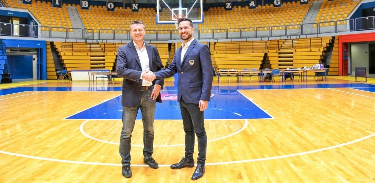 Aco Petrović ostao bez teksta nakon vijesti o prinovi u Ciboni