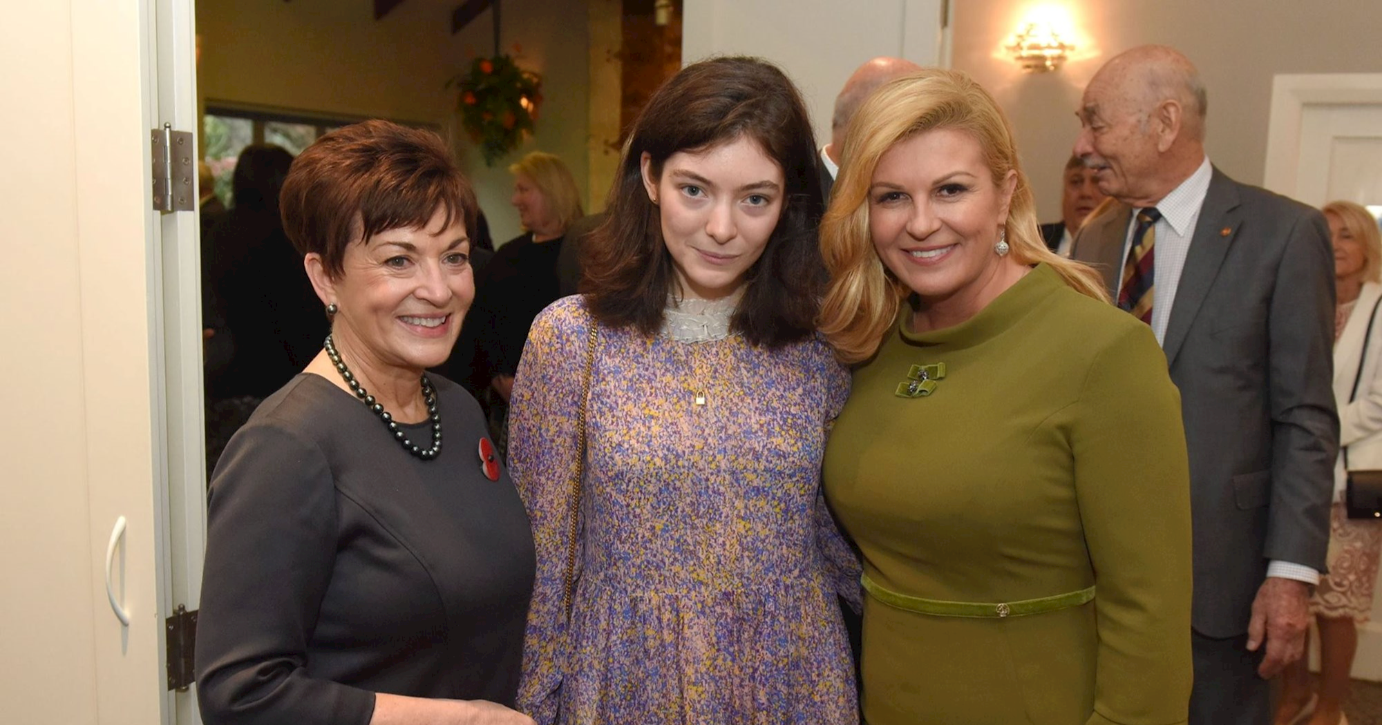 Ima hrvatsko državljanstvo: Tko je djevojka koja je Šibenik rasprodala za tri sekunde