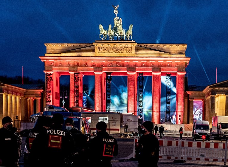 U Berlinu nikad nije bilo toliko policije kao za ovu Novu godinu