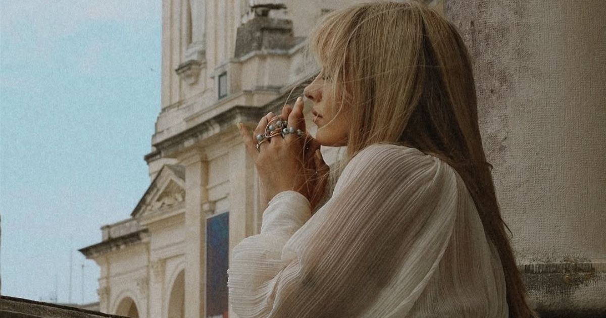 Albina: Smiješno mi je da se piše o mojoj vjeri, kao da nogom nisam kročila u crkvu