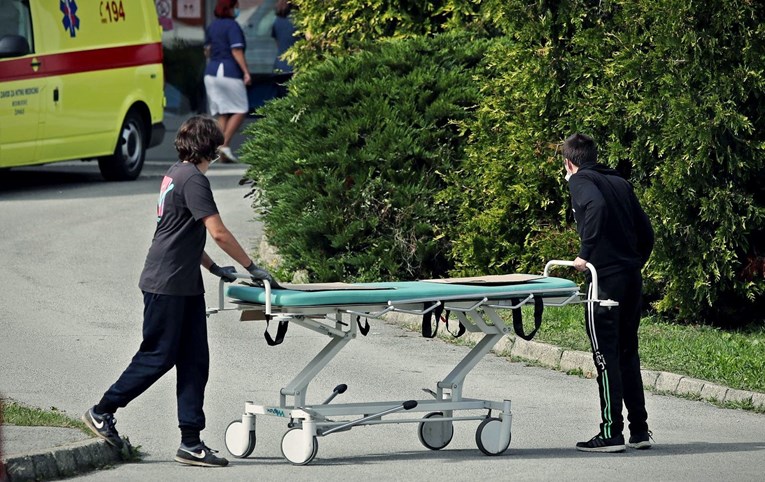 Ženi iz Čakovca rekli da ima rak. Ispalo da joj na operaciji ostavili strano tijelo