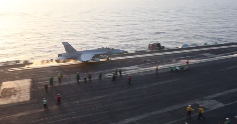 Trump pokrenuo vojne napade na Hute