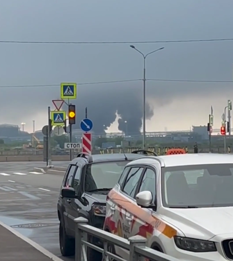 Ukrajinski dronovi pogodili naftni terminal u Sankt Peterburgu