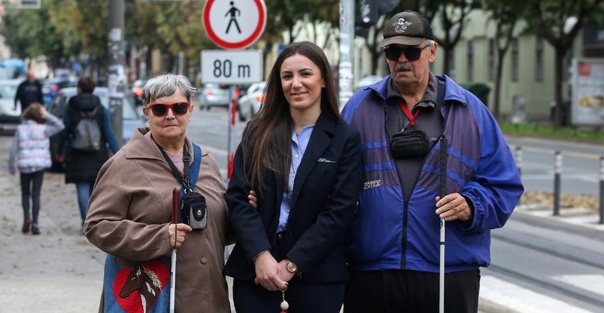 Vozačica ZET-a o slijepom paru: Bilo mi je jako tužno što im nitko nije htio pomoći