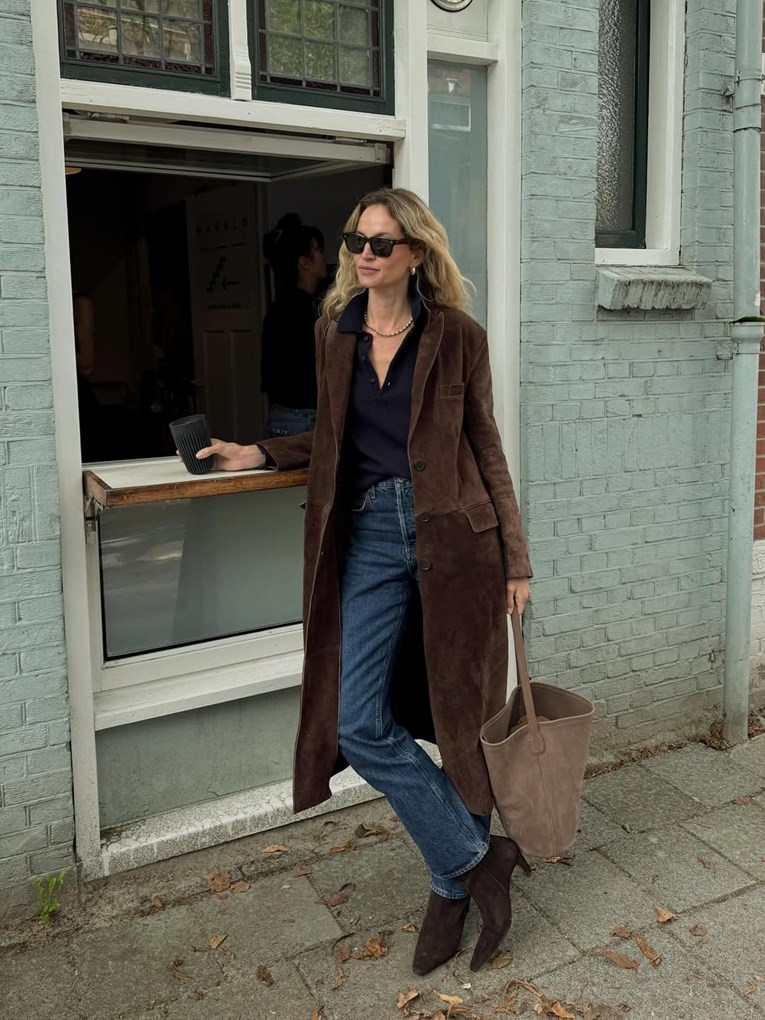 Zbogom baggy krojevi, 2026. u trendu su ravne traperice