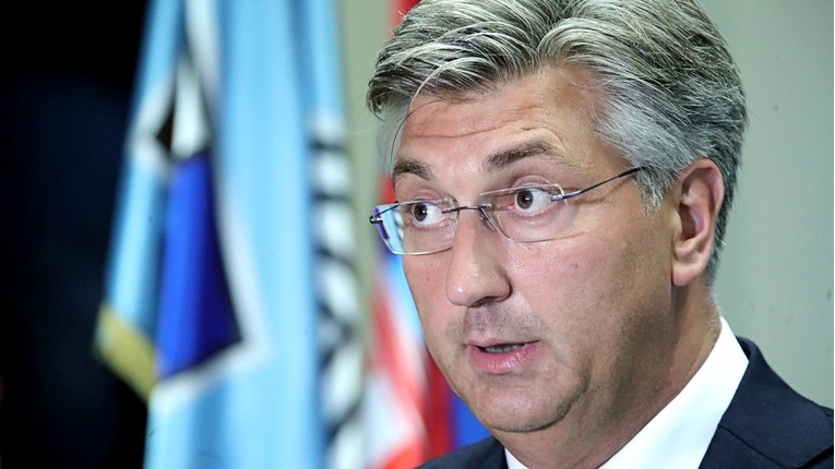 Plenković: Izbori će biti kad se odlučimo, u roku