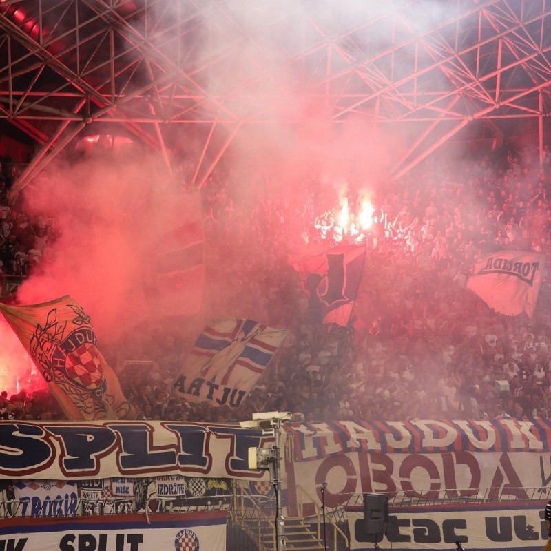 Hajduk doznao kaznu nakon divljanja Torcide protiv Ajaxa