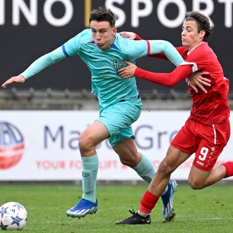 Navijači Barce zaluđeni tinejdžerom podrijetlom iz Bosne. Žele ga u prvoj ekipi