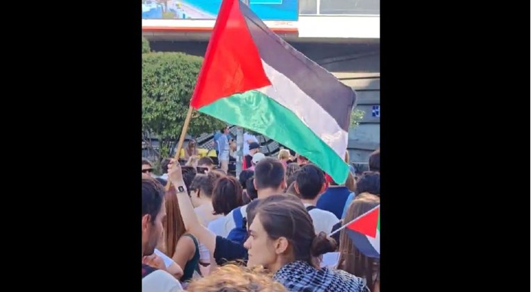 VIDEO Prosvjed u Beogradu: "Vlasti Srbije samo se hvale podrškom Izraelu"